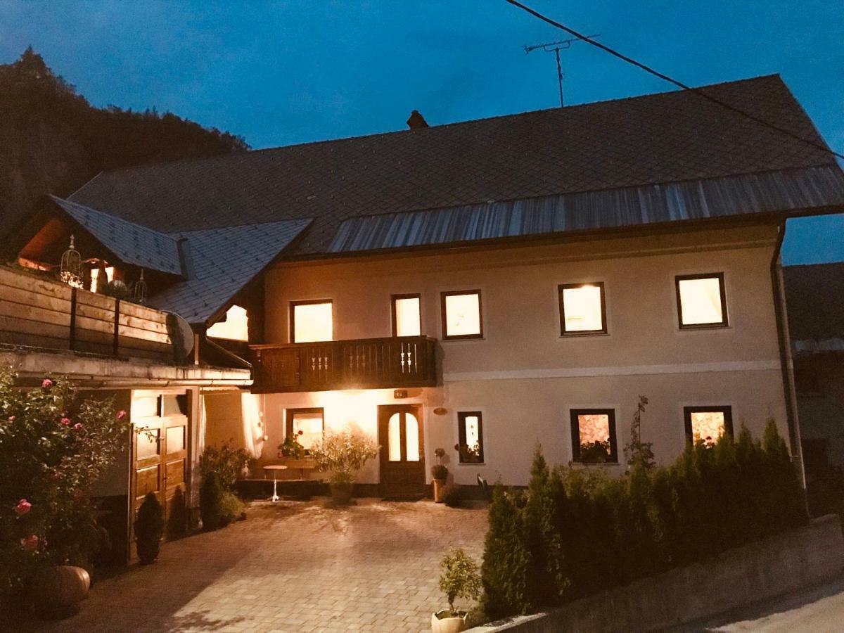 Guesthouse Sabine - pr` Skminc Bohinjska Bela Extérieur photo