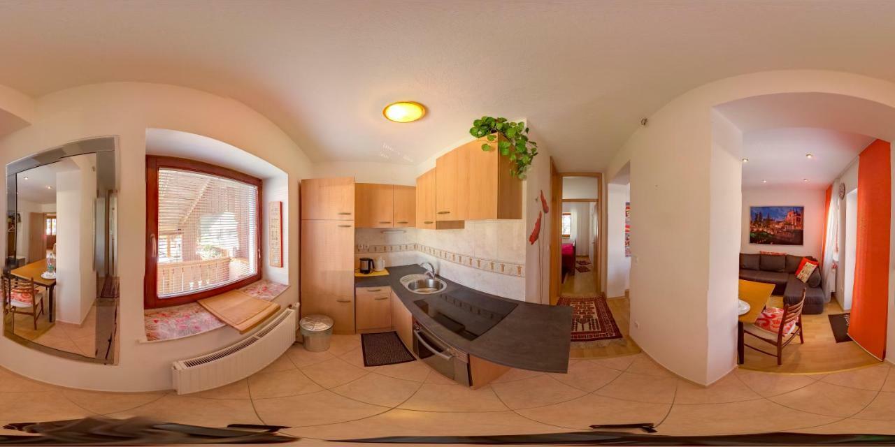 Guesthouse Sabine - pr` Skminc Bohinjska Bela Extérieur photo